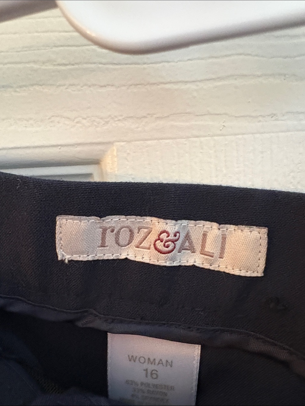 Roz & Ali Women's Navy blue Tapered Trousers size woman 16 - Picture 2 of 7